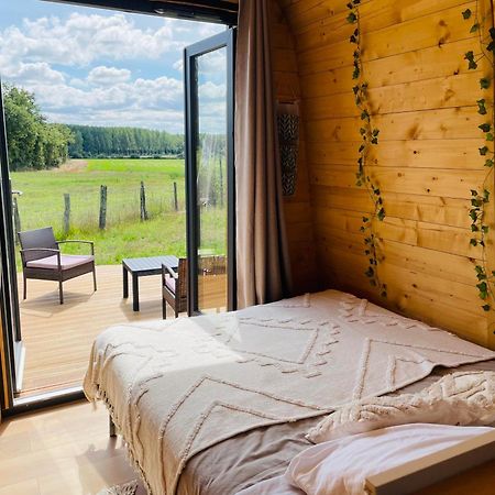 Logement Insolite : La Ruche Verte Monts-sur-Guesnes Exteriör bild
